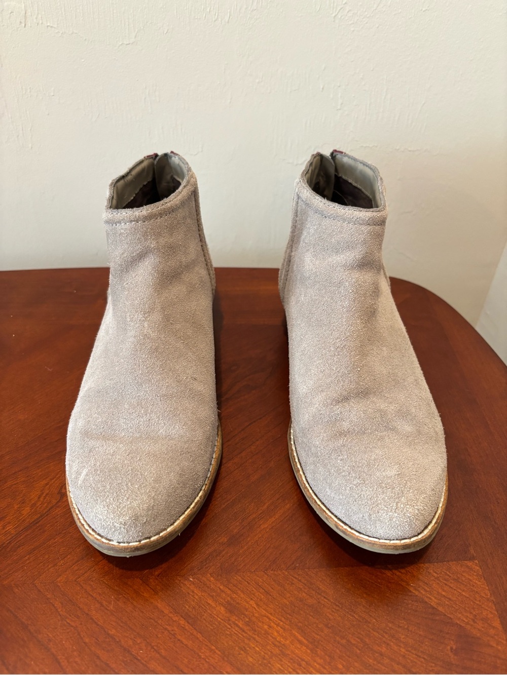 Dolce Vita Women's Suede Ankle Boots in Taupe/Light Grey